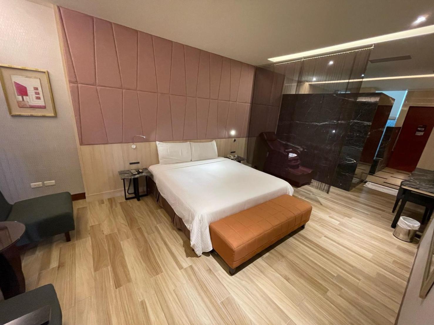 G.Shock Motel Jiuru ภายนอก รูปภาพ